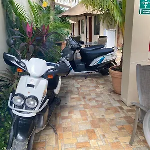 2* Hotel Malix Pek